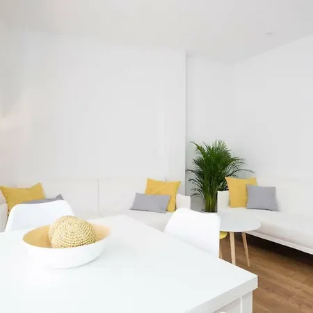 Lyrioshomes Malaga Cervantes Exterior photo