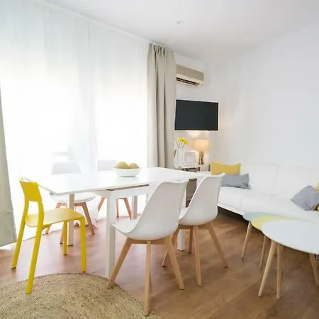 Lyrioshomes Malaga Cervantes Exterior photo